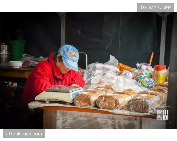 马龙去买菜拎的那个袋子，我嘴角抽搐了，比我一个月工资还贵